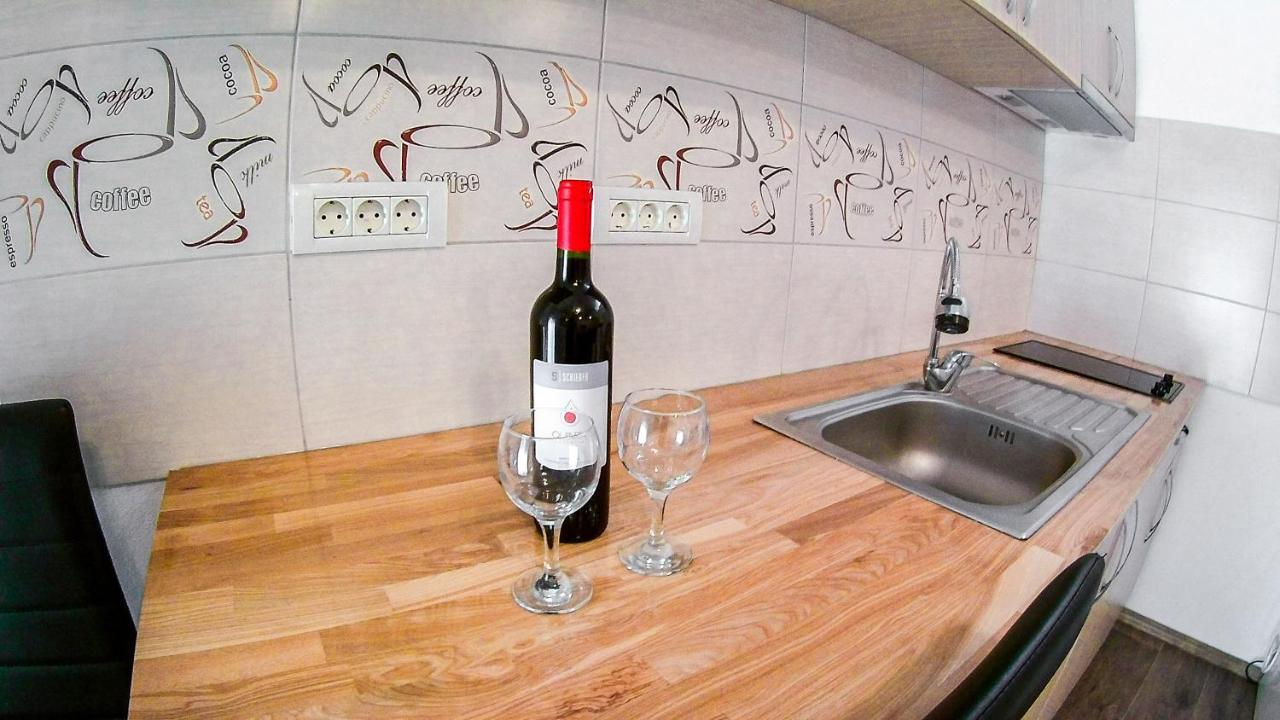 Nice & Cozy Apartments تيميشورا المظهر الخارجي الصورة